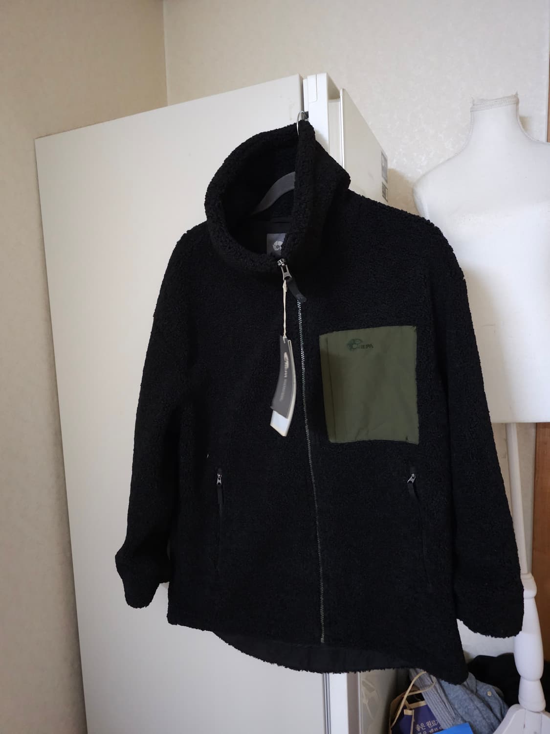 새상품)네파 NEPA 블랙 뽀글이 플리스 자켓 상품이미지1