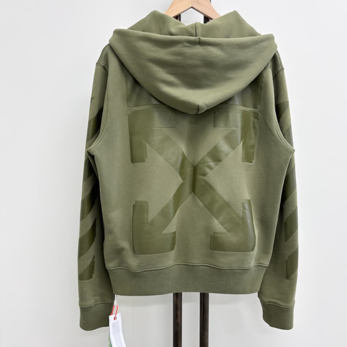 [M]오프화이트 에로우 후드집업 상품이미지1