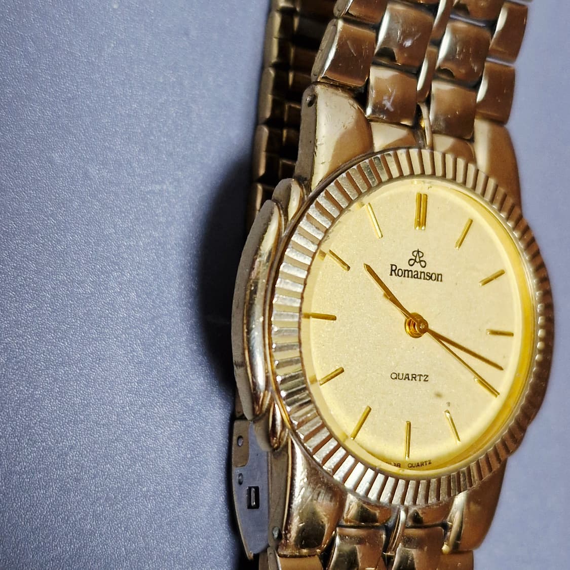 로만손 클래식 금장 쿼츠시계  상품이미지2