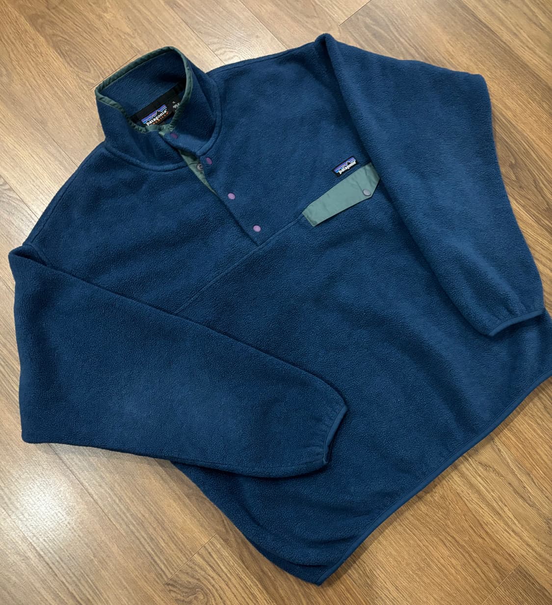 파타고니아 헤비웨이트 신칠라 클래식 네이비 XL사이즈 상품이미지2