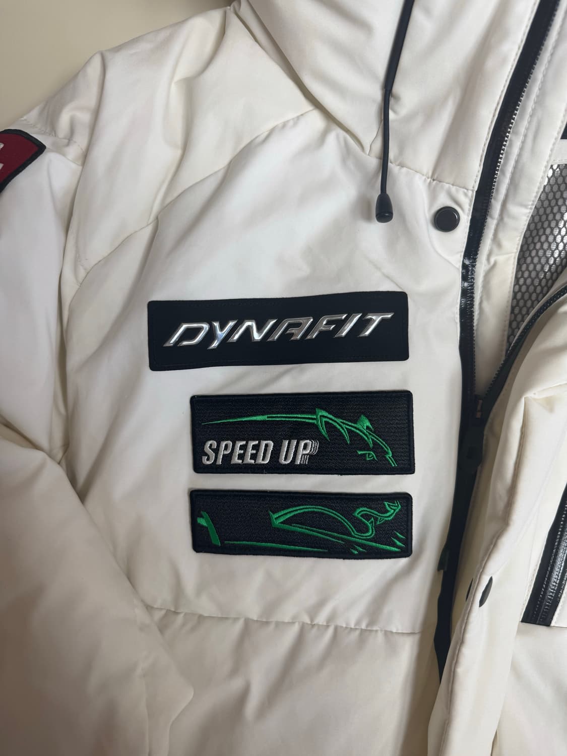 (110) 다이나핏 화이트 롱패딩 폭스퍼 상품이미지4