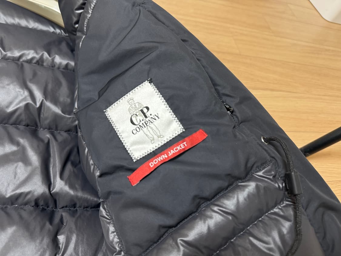 CP컴퍼니 롱패딩  상품이미지5