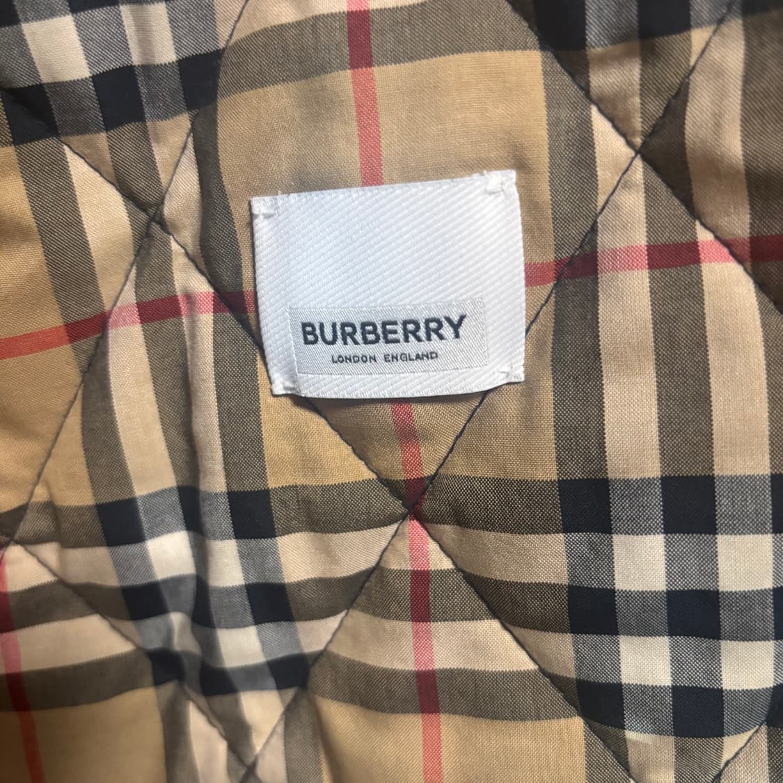 버버리 퀄팅자켓 상품이미지5