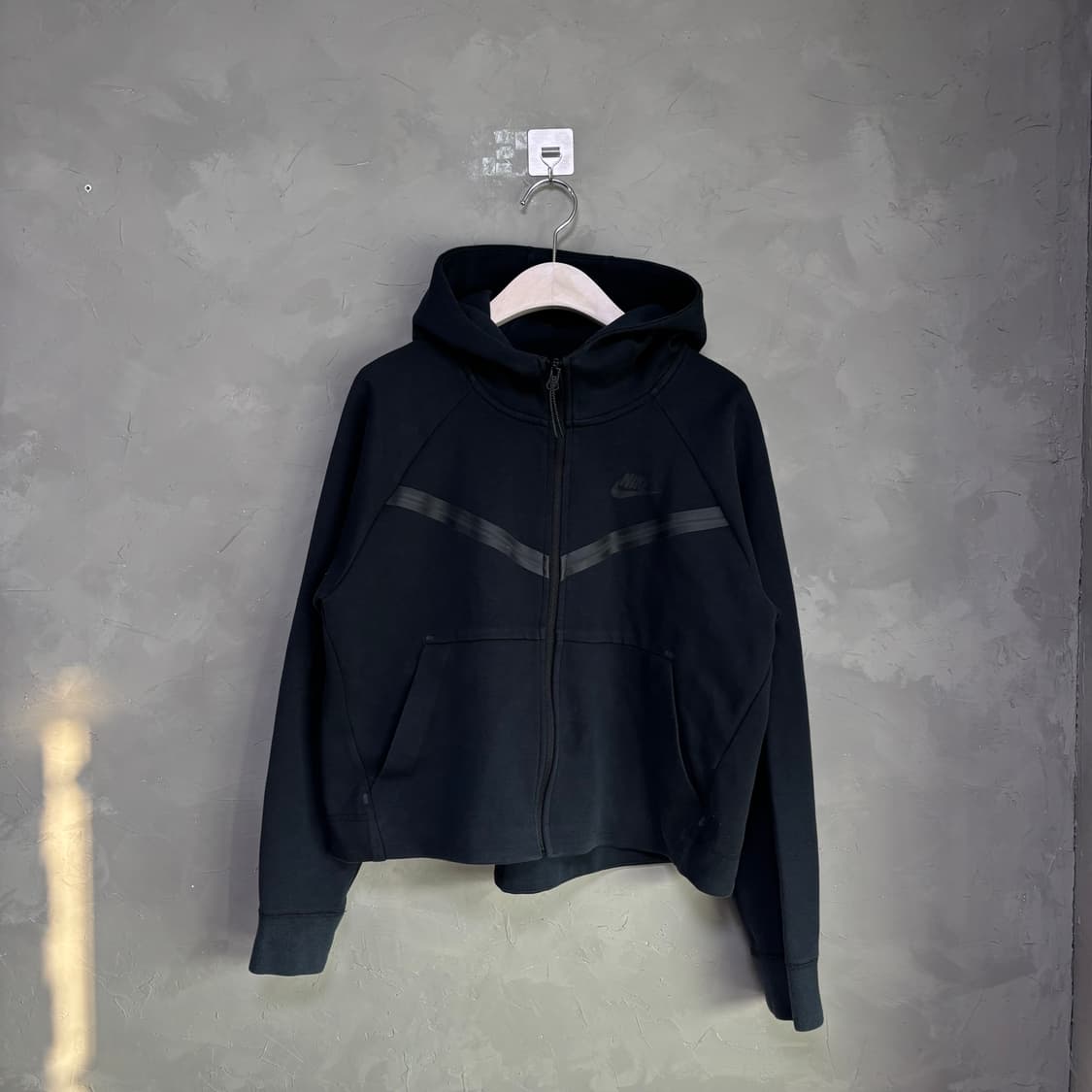 나이키 우먼스 테크팩 후드집업 블랙 상품이미지1