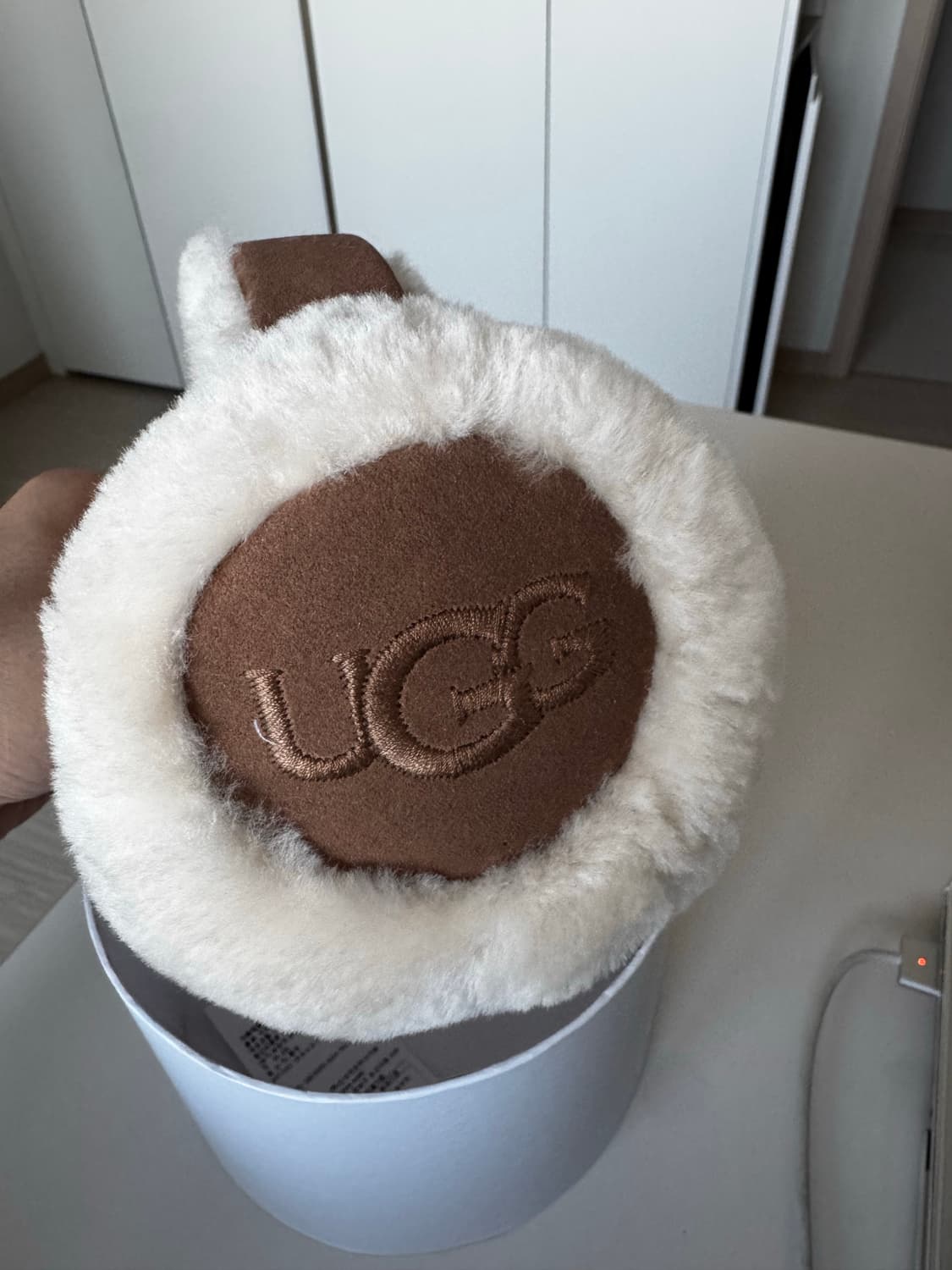 어그 이어머프 새상품 상품이미지1