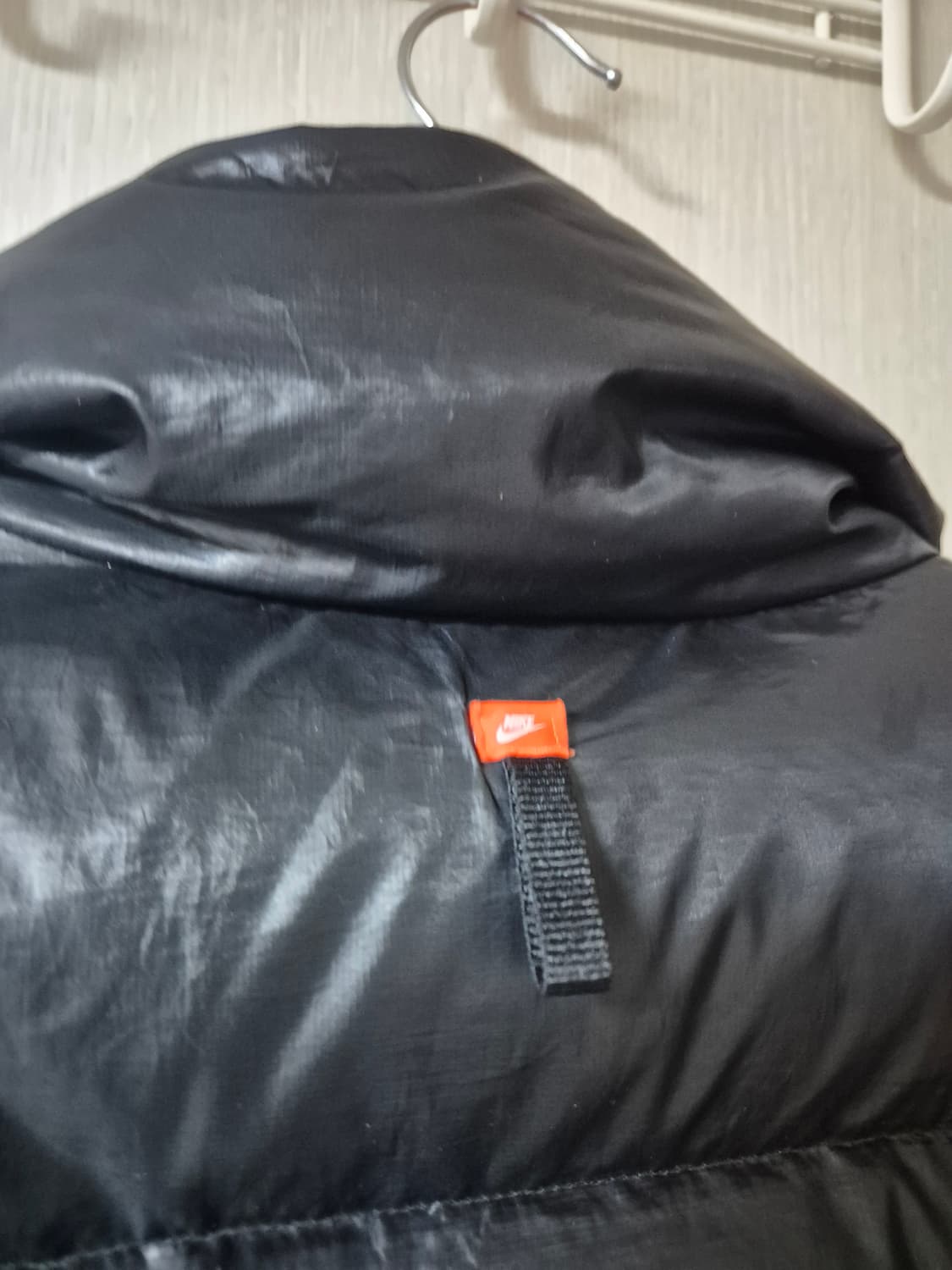 나이키 써마핏 시티 숏 패딩 다운 점퍼 M 블랙 (22년) 상품이미지7