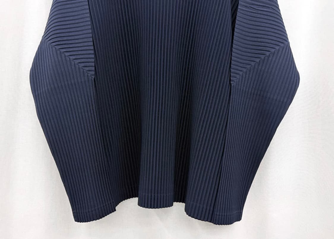 옴므플리세 베이직 롱슬리브 티셔츠 4사이즈 상품이미지3