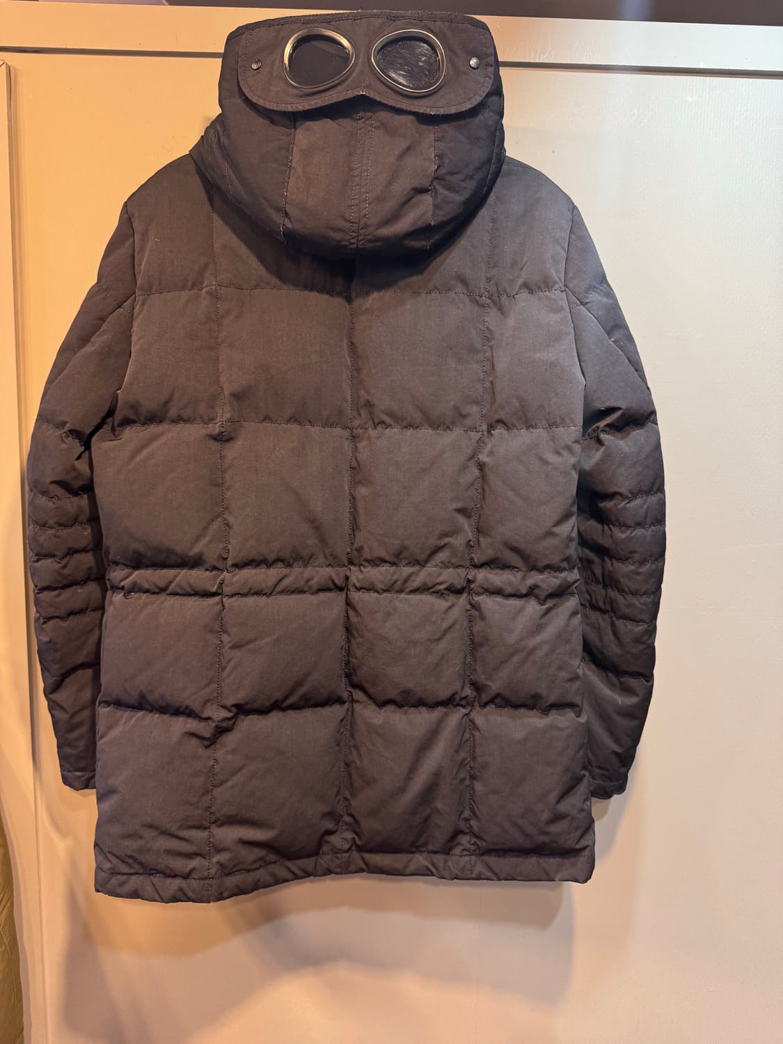 CP컴퍼니 다운 패딩 상품이미지2