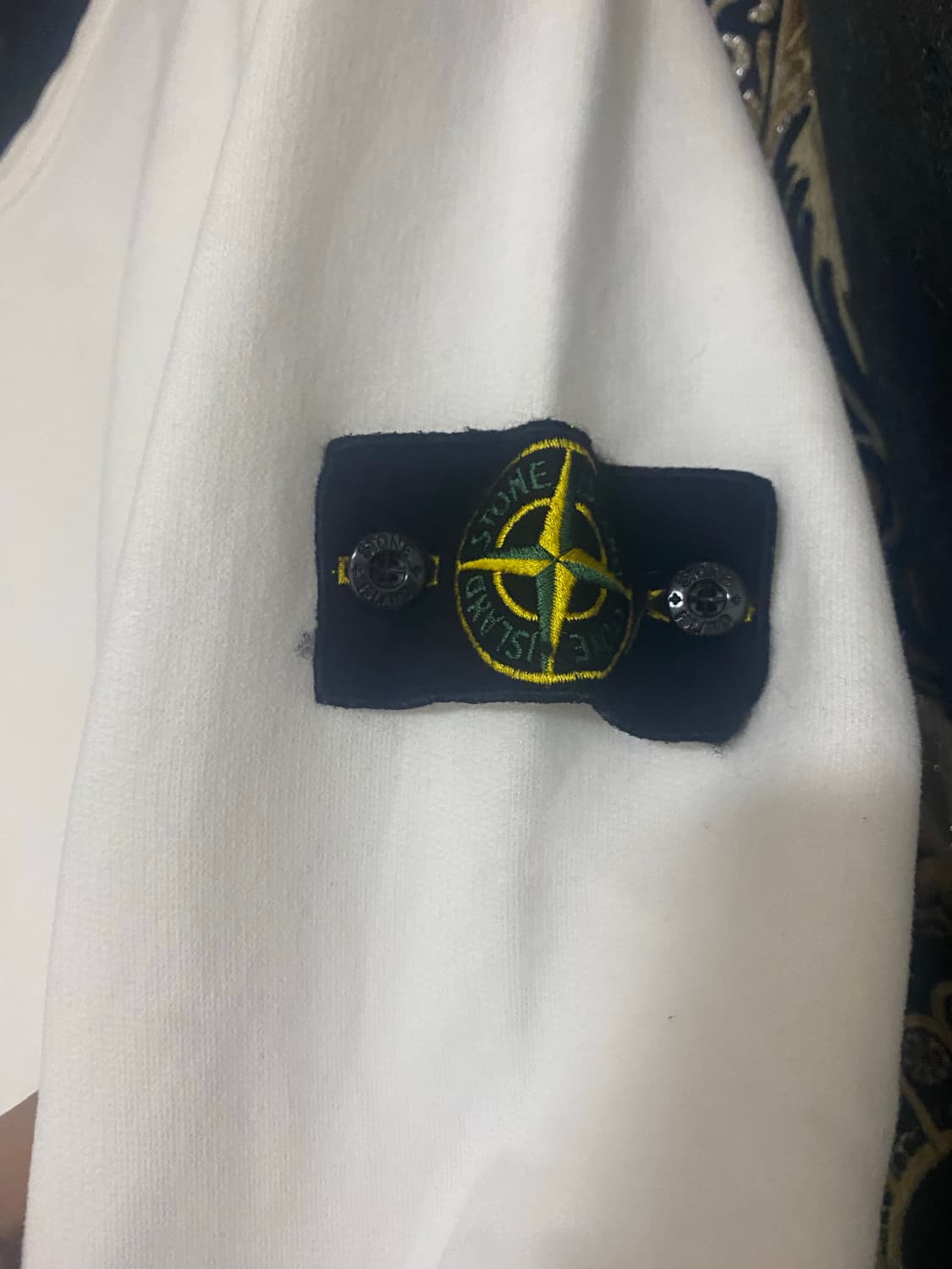 [정품] 스톤아일랜드 화이트 와펜 맨투맨 M 상품이미지2