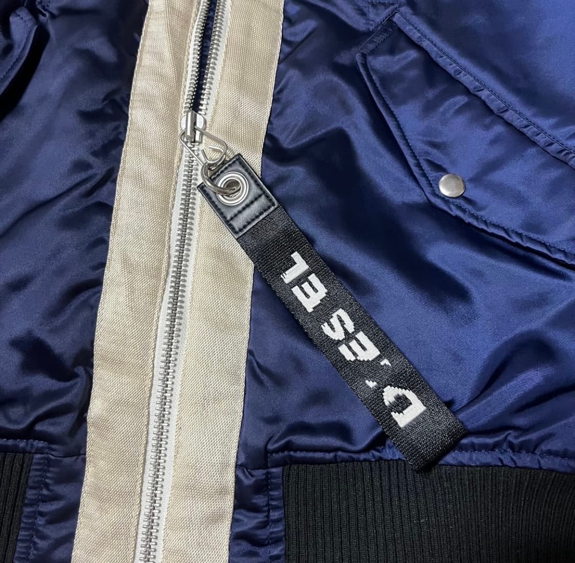 [희귀 매물] 디젤 트랙/ma-1항공 점퍼 상품이미지5