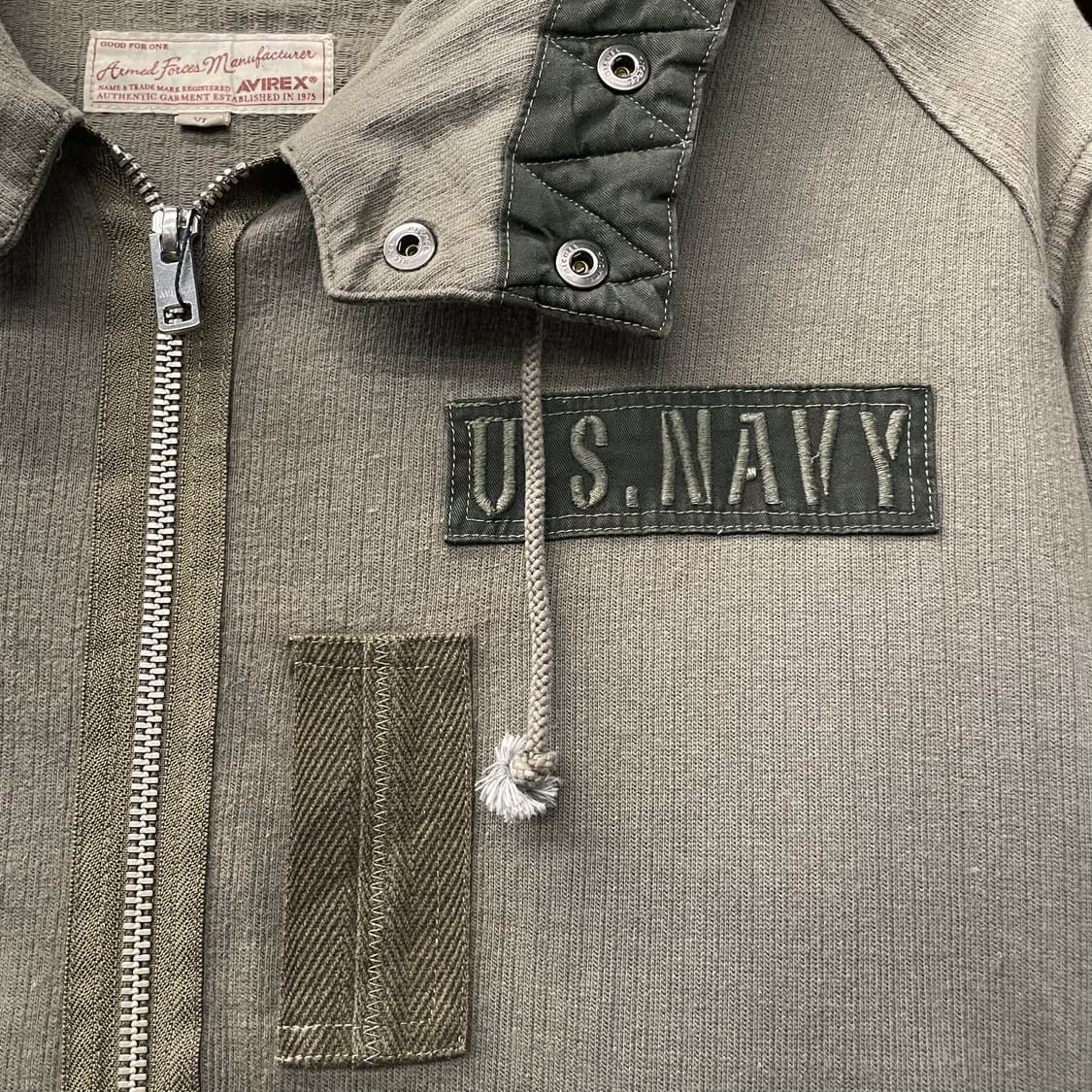 아비렉스 U.S NAVY 미 해군 MA-1 유틸리티 포켓 후드 집업 자켓 상품이미지3