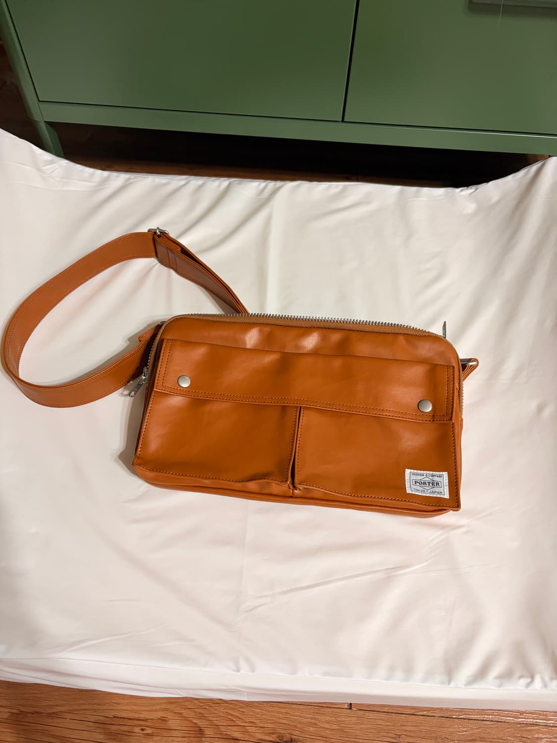 포터 프리스타일 숄더백 카멜 상품이미지1