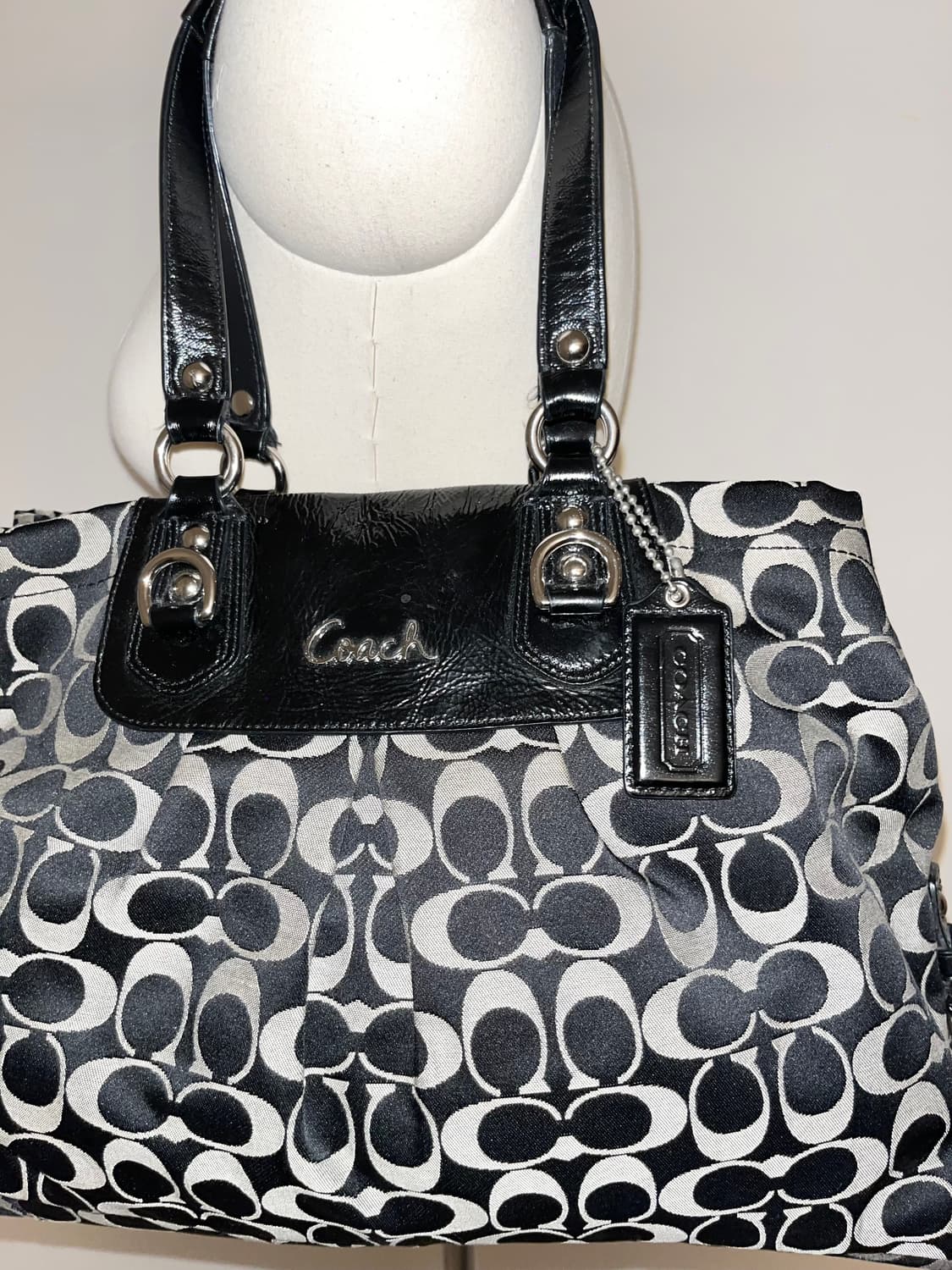 Coach Cookie&cream Shoulder bag 상품이미지5