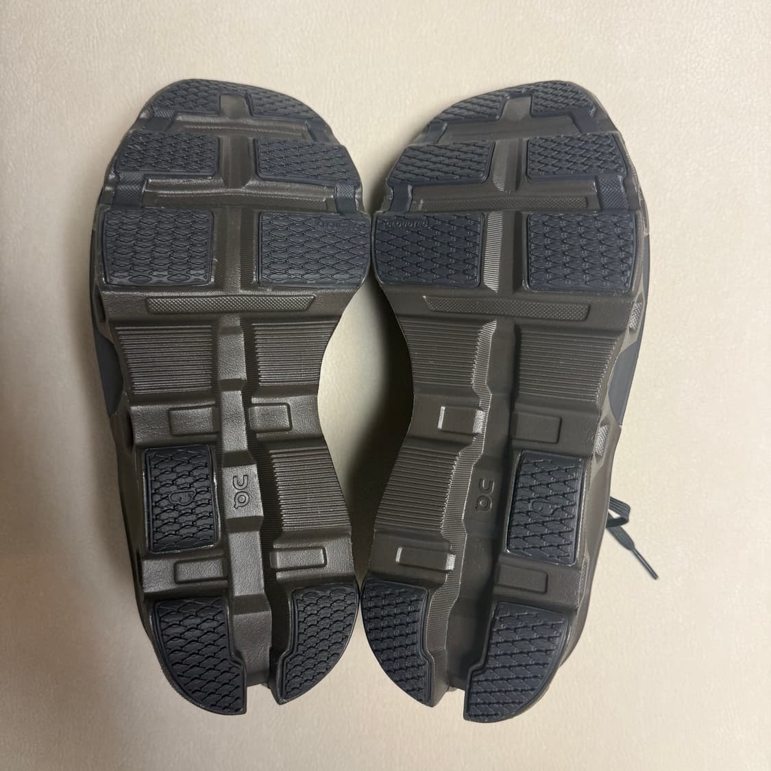 새상품) 온러닝 파프(paf) 클라우드 몬스터 쏜 브라운 W255 상품이미지6