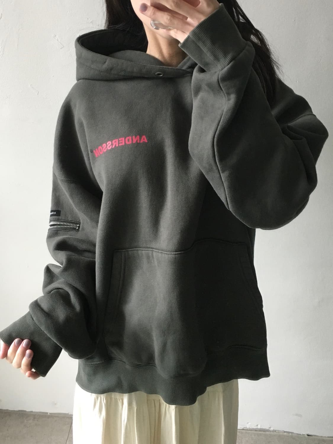 엔더슨벨 백스펠 후드티 상품이미지1