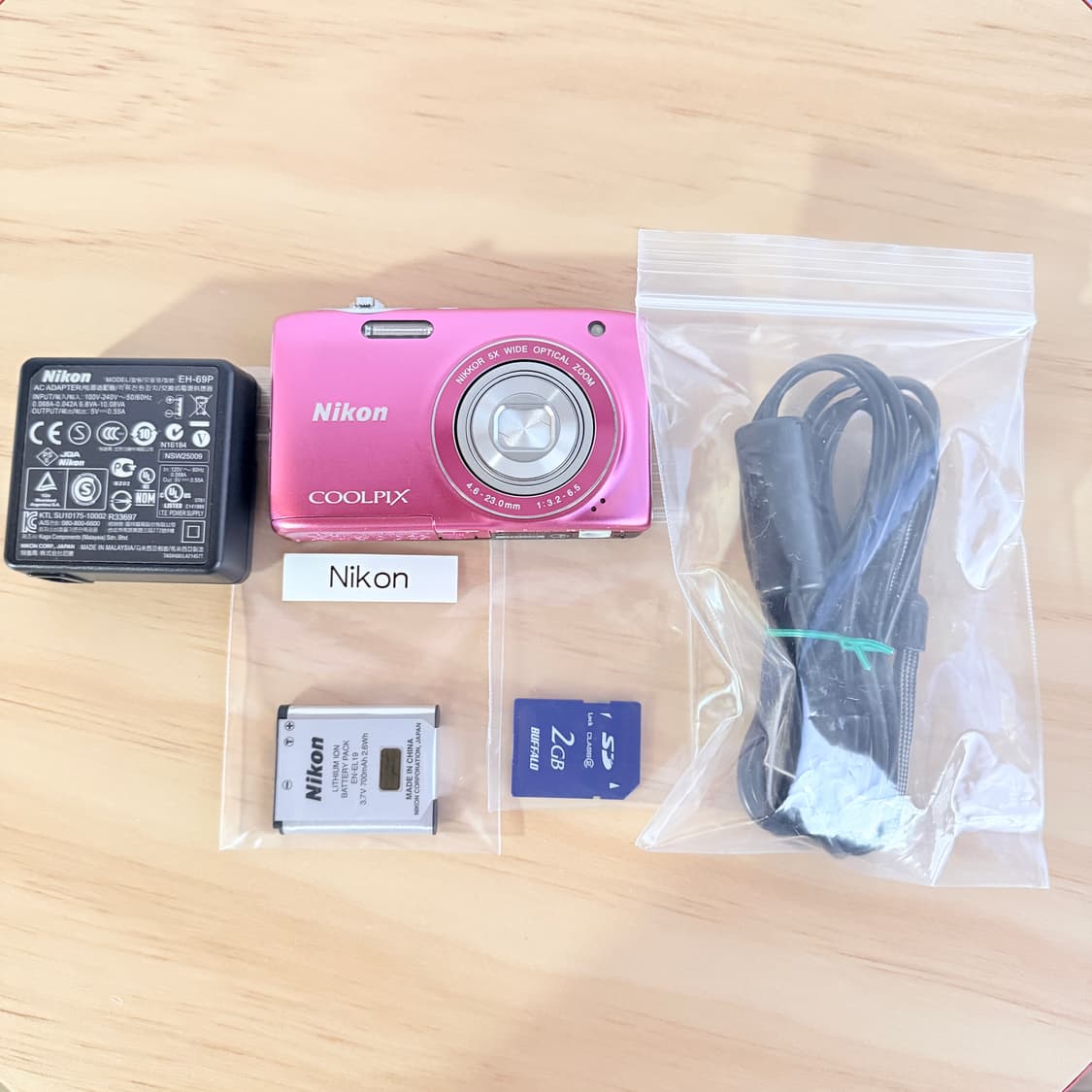 🍓미품/딸기우유 메탈릭 핑크 🍓니콘 S3100 빈티지 디카 상품이미지3