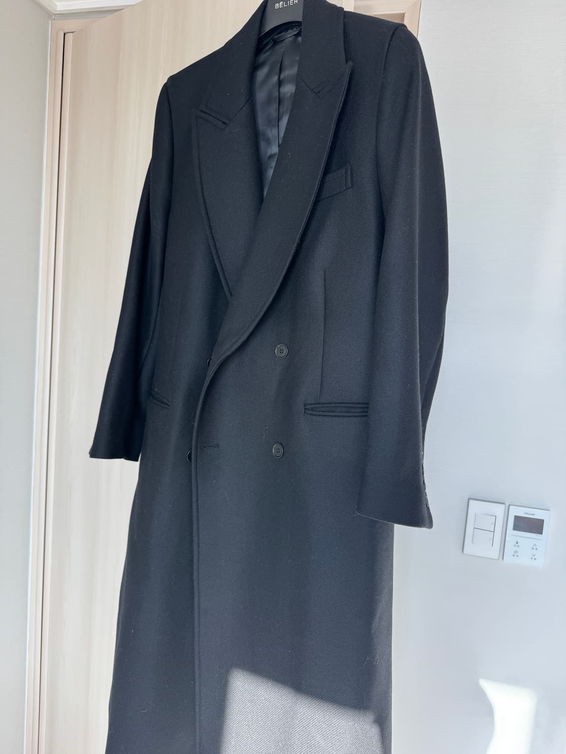 cos 25FW 더블 브레스티드 코트  상품이미지3