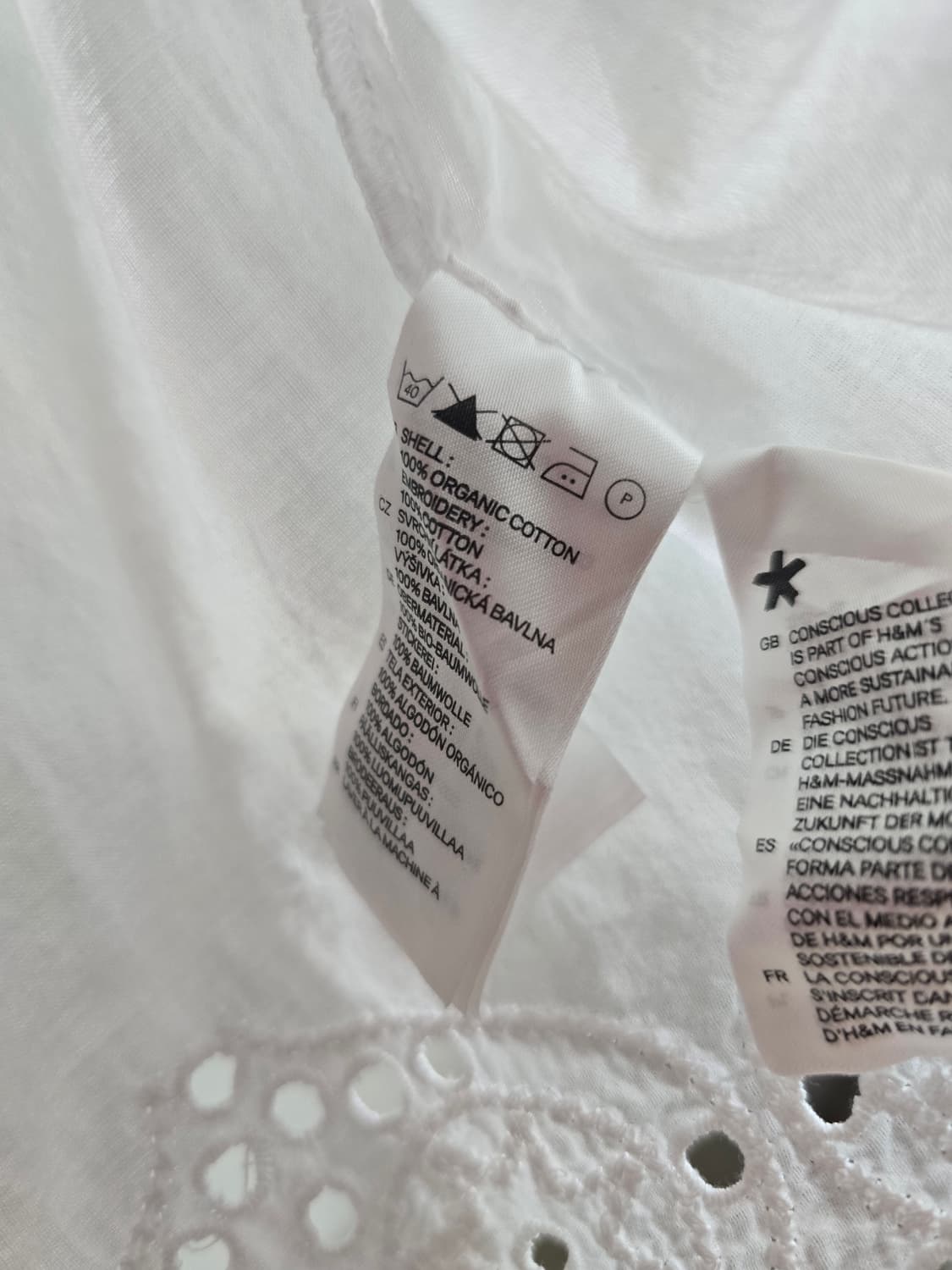 H&M Organic Cotton 자수 펀칭 슬리브리스 블라우스 상품이미지9