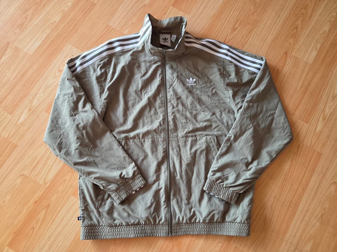 아디다스 우븐 트랙탑 바람막이 상품이미지3