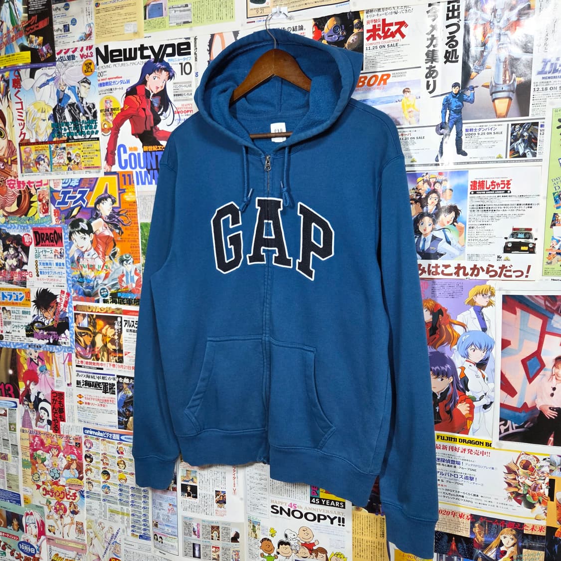갭 딥블루 빅로고 자수 약기모 후드집업 상품이미지2