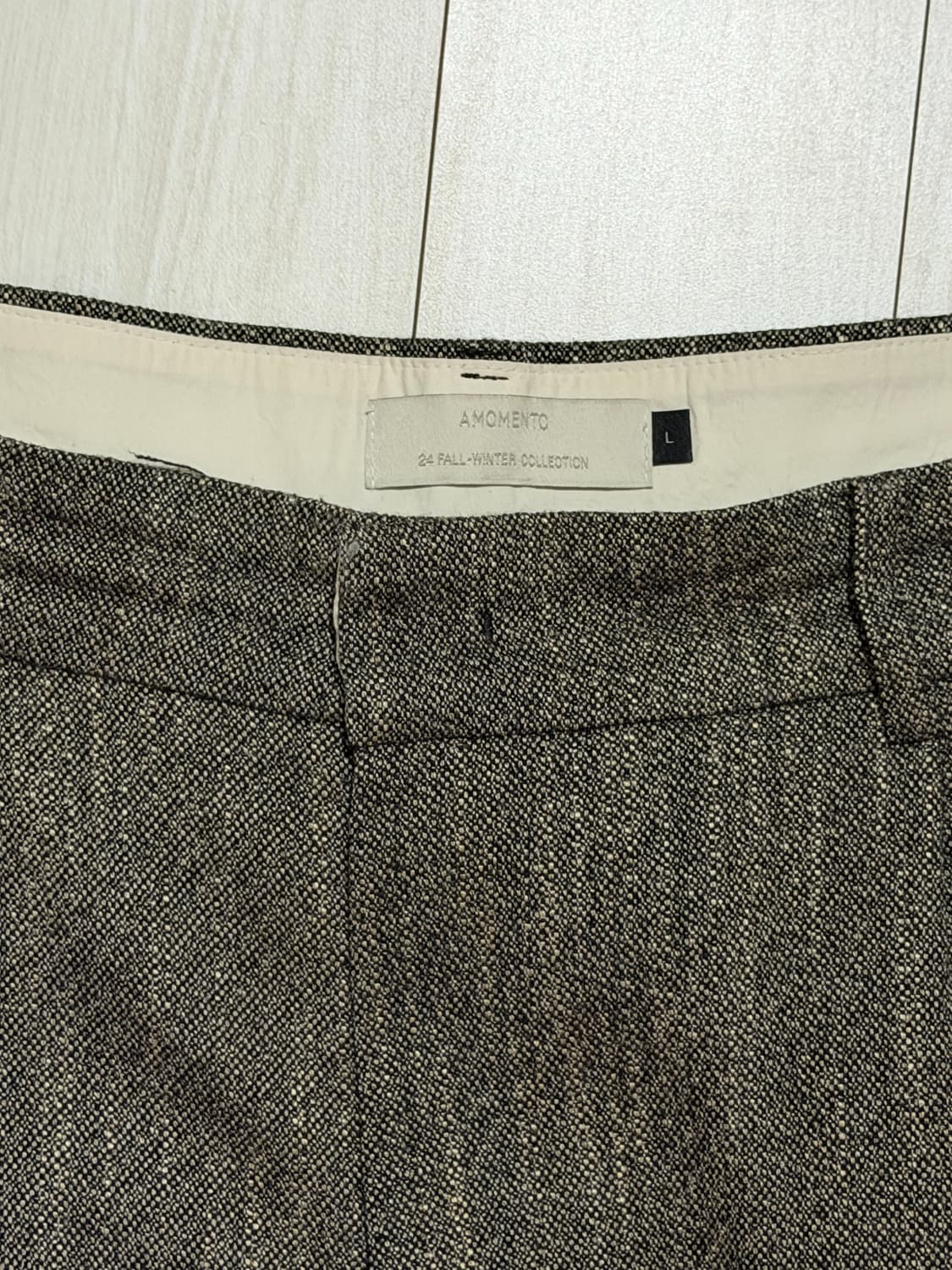 24FW 아모멘토 트위드 투 턱 와이드팬츠 차콜 L 상품이미지2