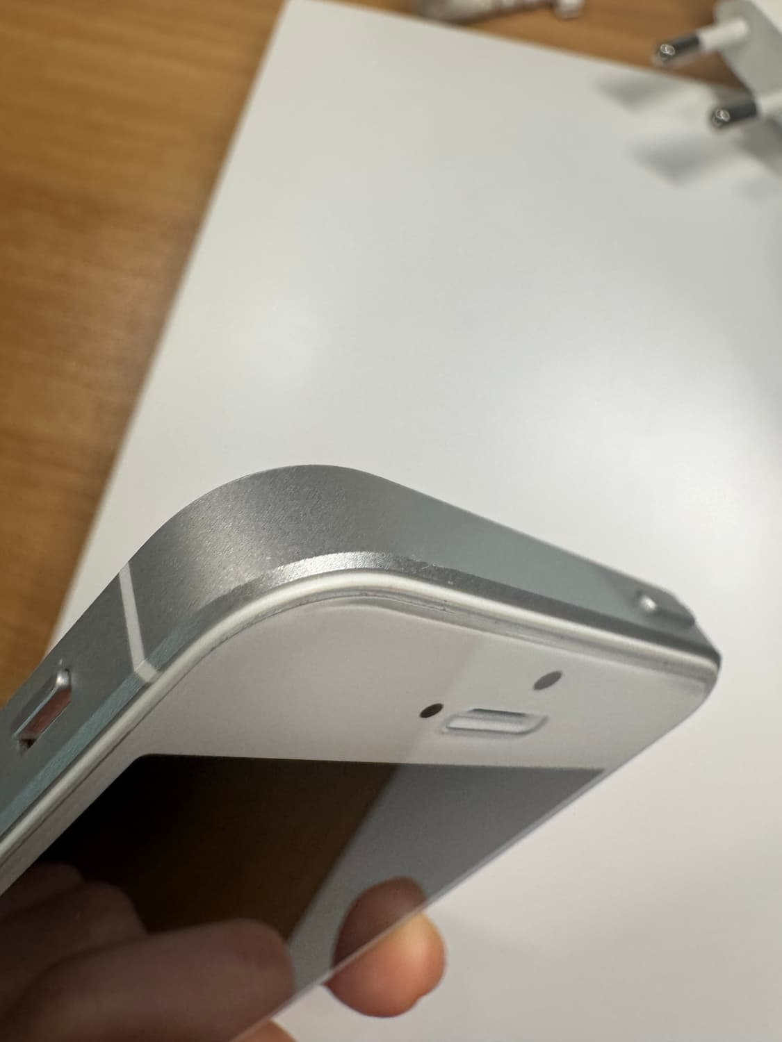 아이폰se1 실버 32gb 상품이미지3