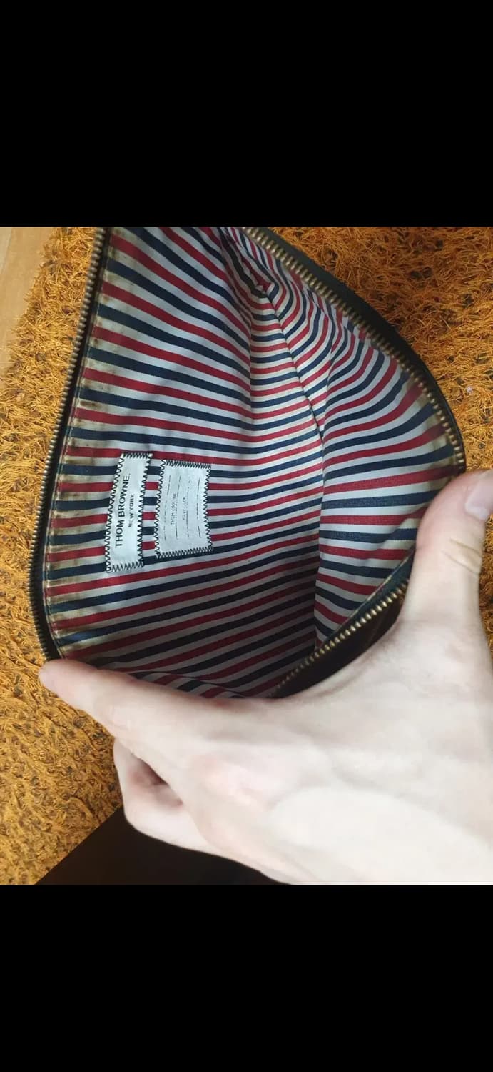 톰브라운 클러치백 상품이미지2