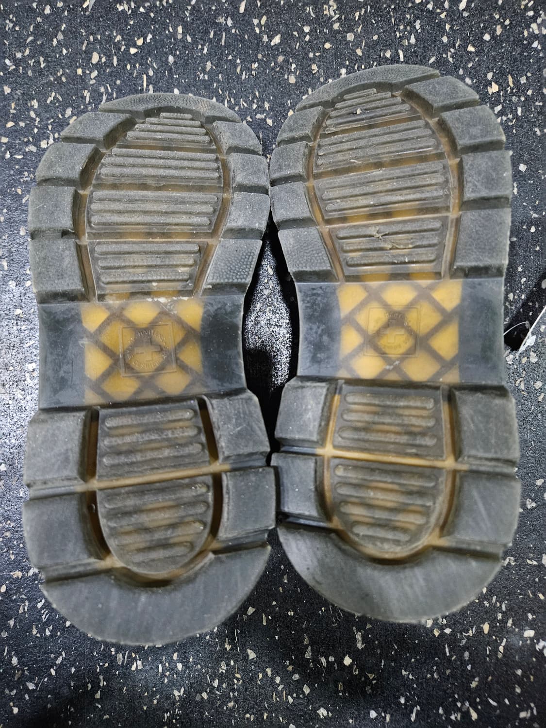 닥터마틴 포스터 샌들 250mm 상품이미지3