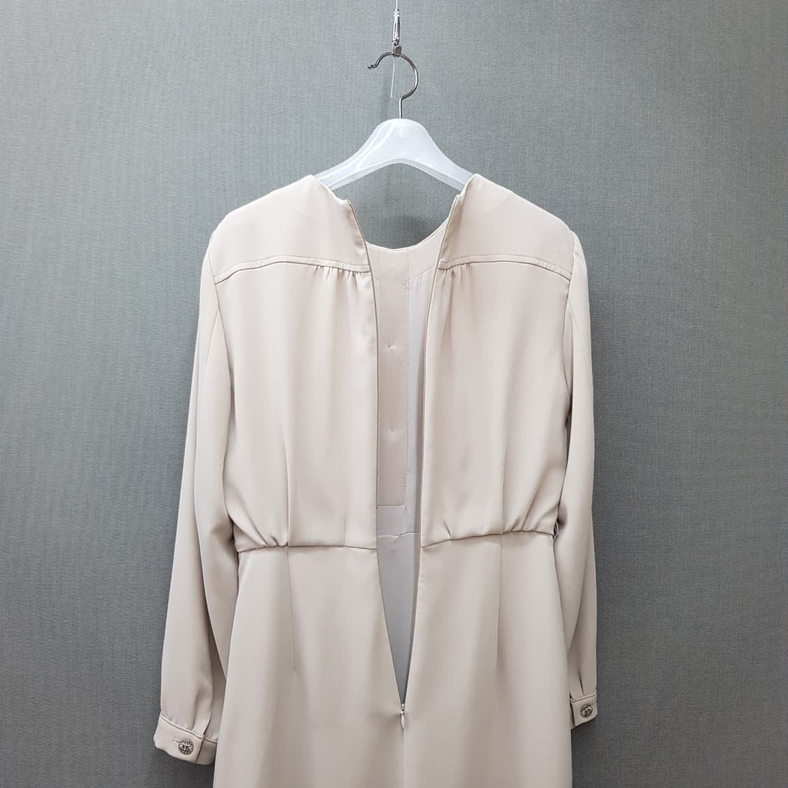 한섬 마인 2022 버튼 포인트 롱 원피스 82-94-160사이즈 상품이미지6