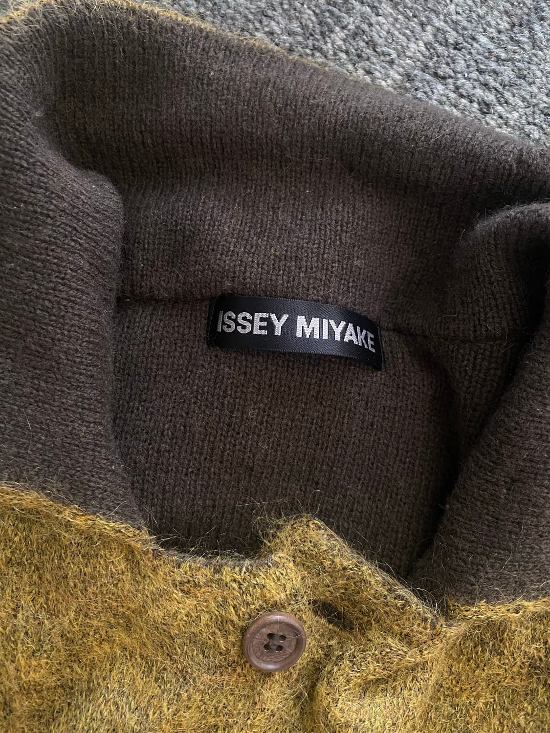 이세이미야케 모헤어 리버서블 가디건 상품이미지2