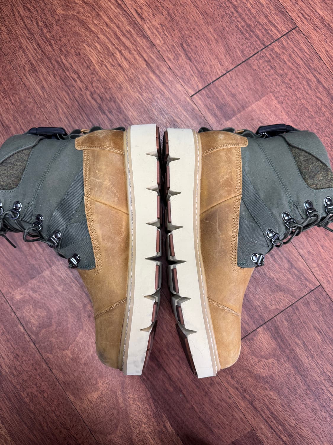 팀버랜드 레이우드 6인치 부츠(250~255) 상품이미지3