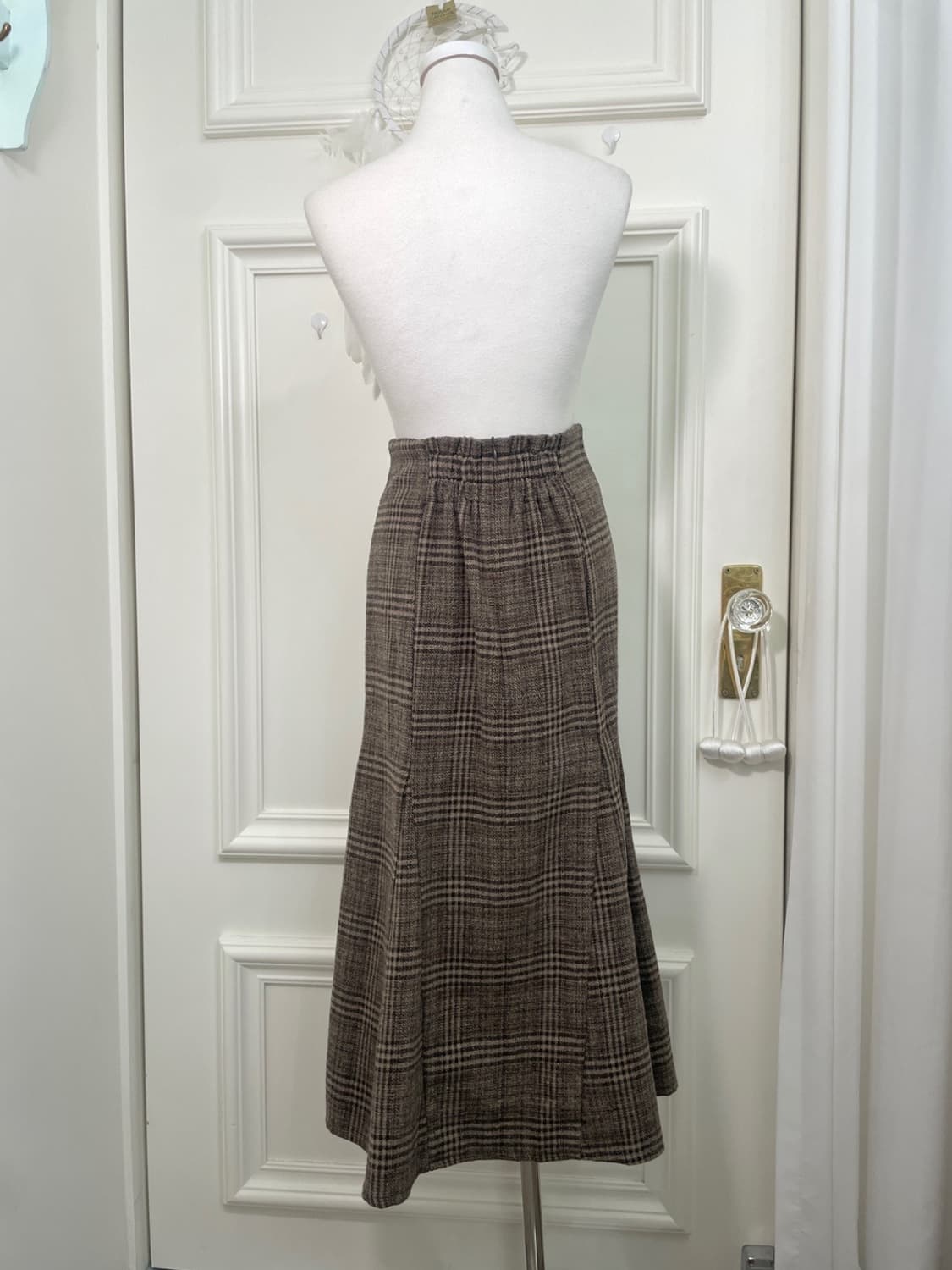 brown wool check flare long skirt 상품이미지3