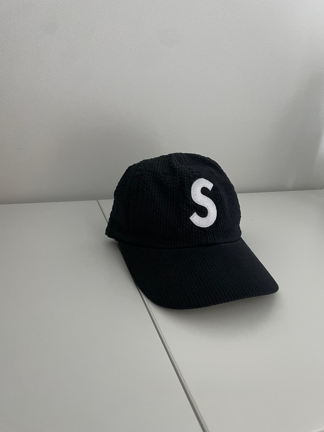 슈프림 시어서커 S로고 6패널 블랙 새상품 상품이미지1