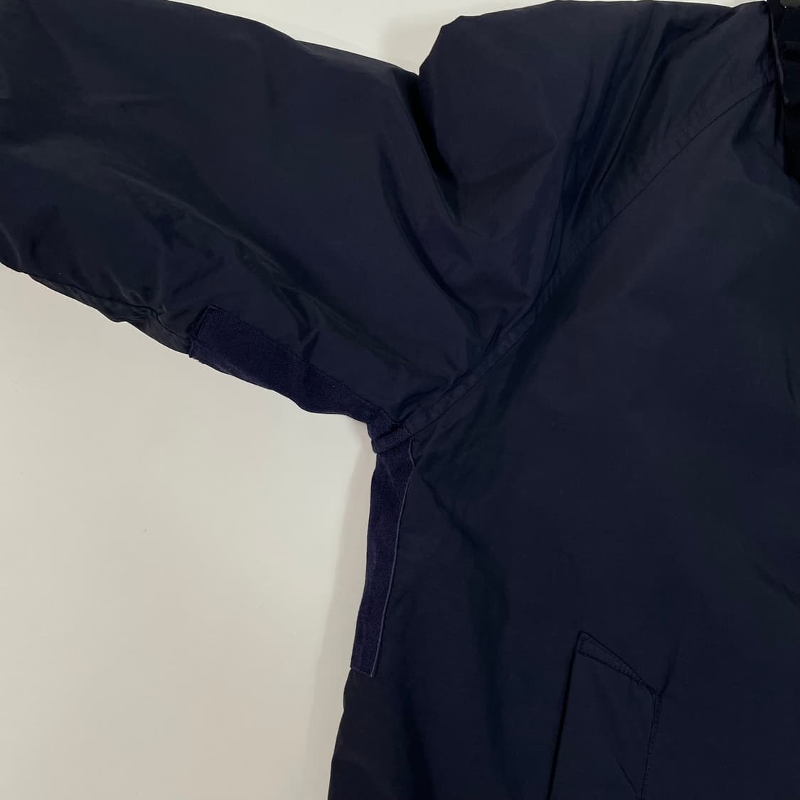 스톤아일랜드 네이비 나일론 바람막이 점퍼 (on.64)    상품이미지5