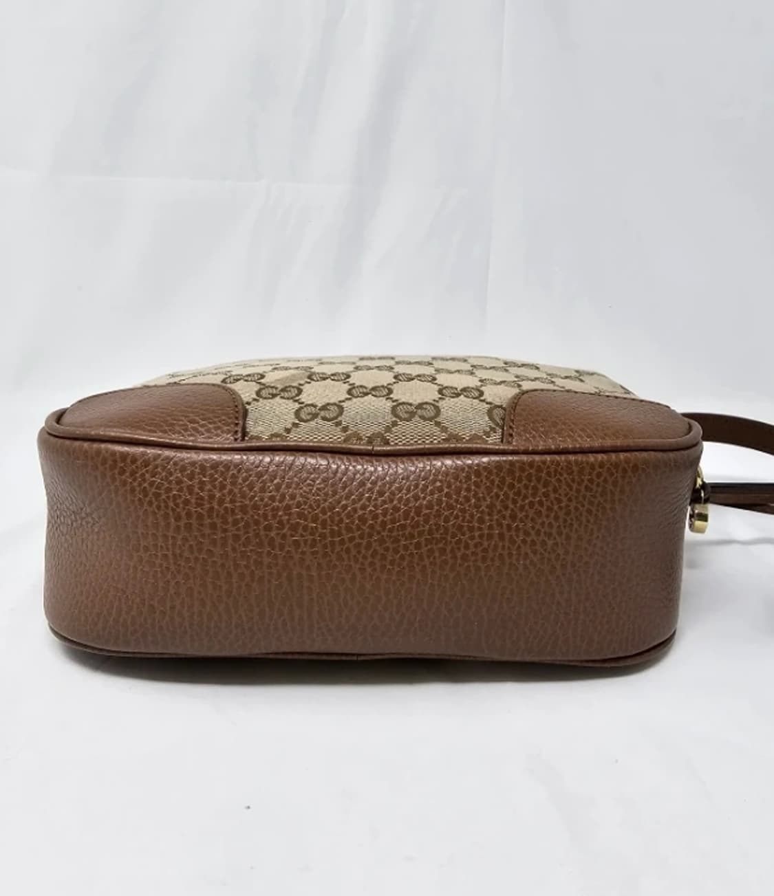 구찌 GG 패턴 브라운 크로스백 상품이미지6