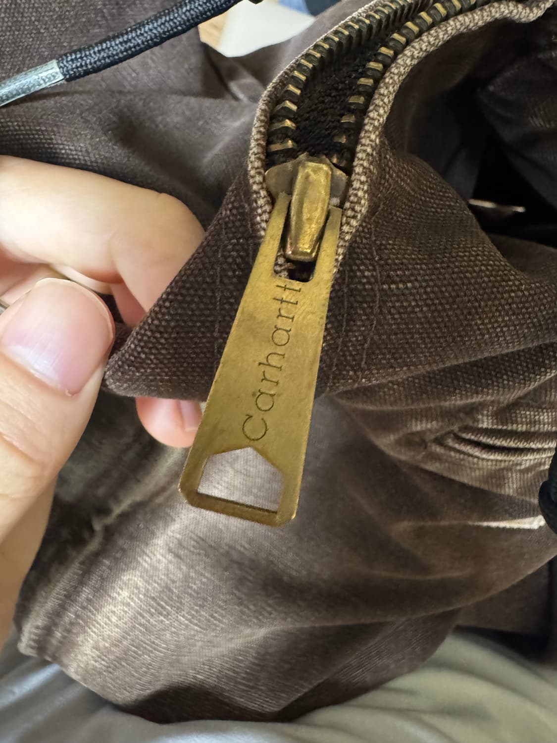 칼하트 디트로이트 후드 자켓 J141 DKB Sierra Jacket 상품이미지7