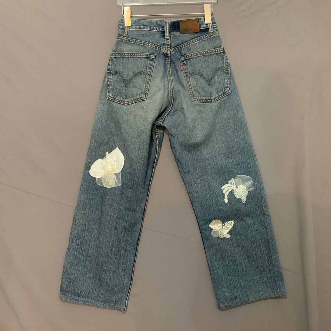 24인치 드라이클린온리 리바이스 레이스 플라워 자수 청바지 상품이미지2
