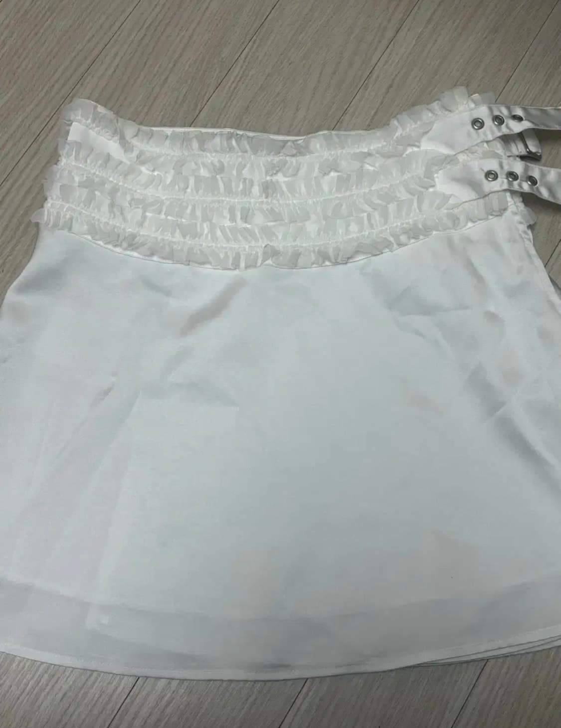 시눈 Two Buckle Skirt (White) 투 버클 스커트 상품이미지7