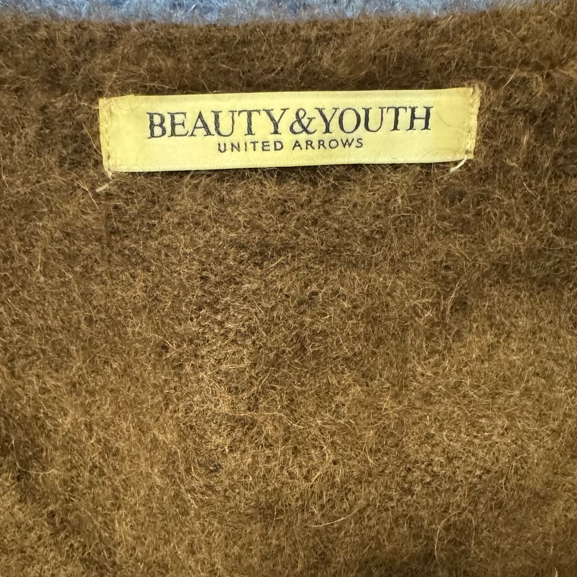 BEAUTY&YOUTH 브이넥 브라운니트 상품이미지3