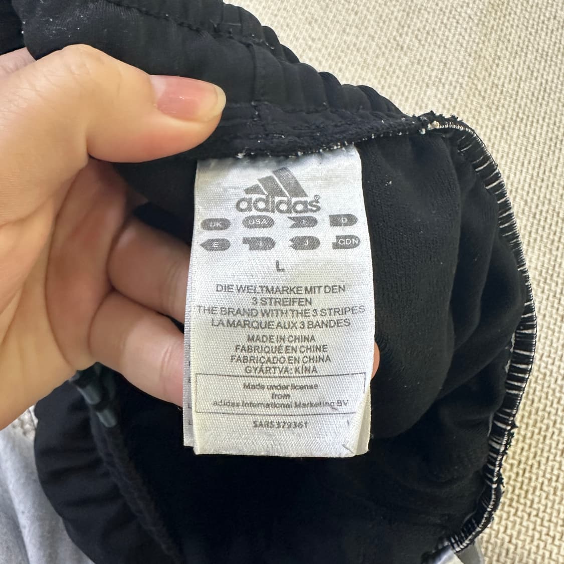 L 아디다스 블랙 트레이닝 반바지 0417D 상품이미지2