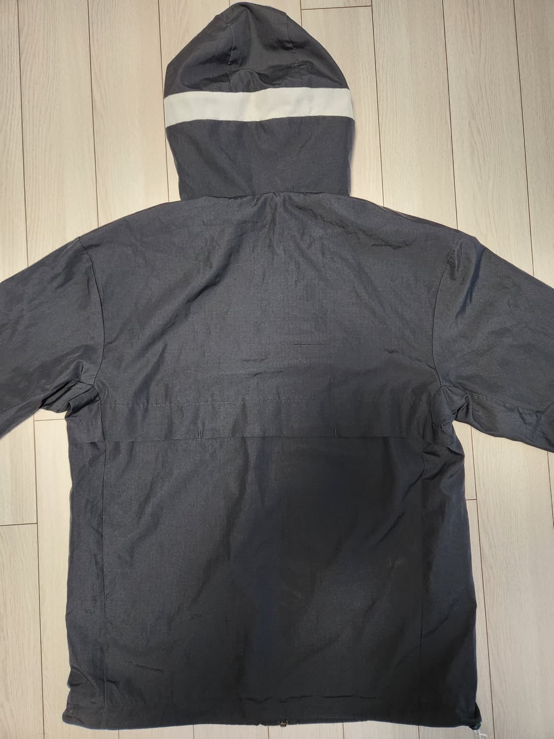 아디다스 우븐 바람막이 W.N.D. GF4015 윈드러너 사이즈95 m
 상품이미지8