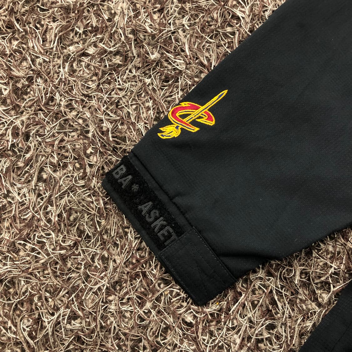 M NBA 클리블랜드 캐벌리어스 아노락 바람막이 자켓 상품이미지3