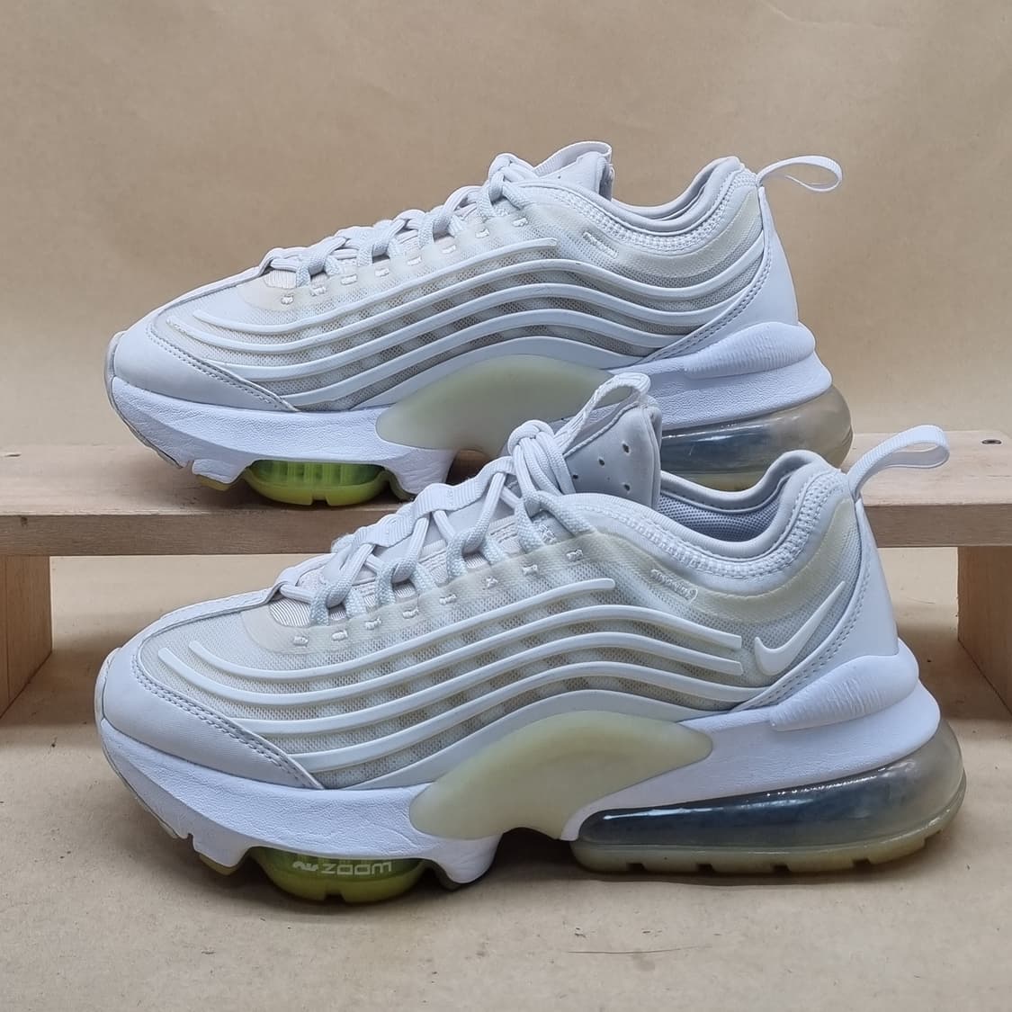 나이키 에어맥스 줌950 화이트 볼트 235 상품이미지1