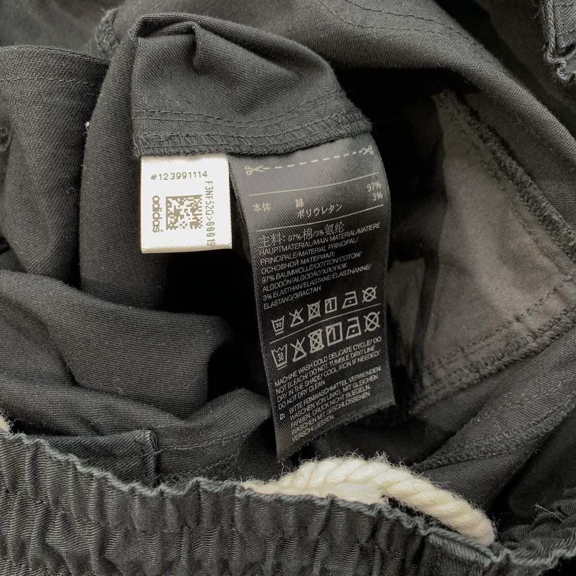 Y-3 블랙 오버사이즈 로고 밴딩 하프 팬츠   상품이미지8