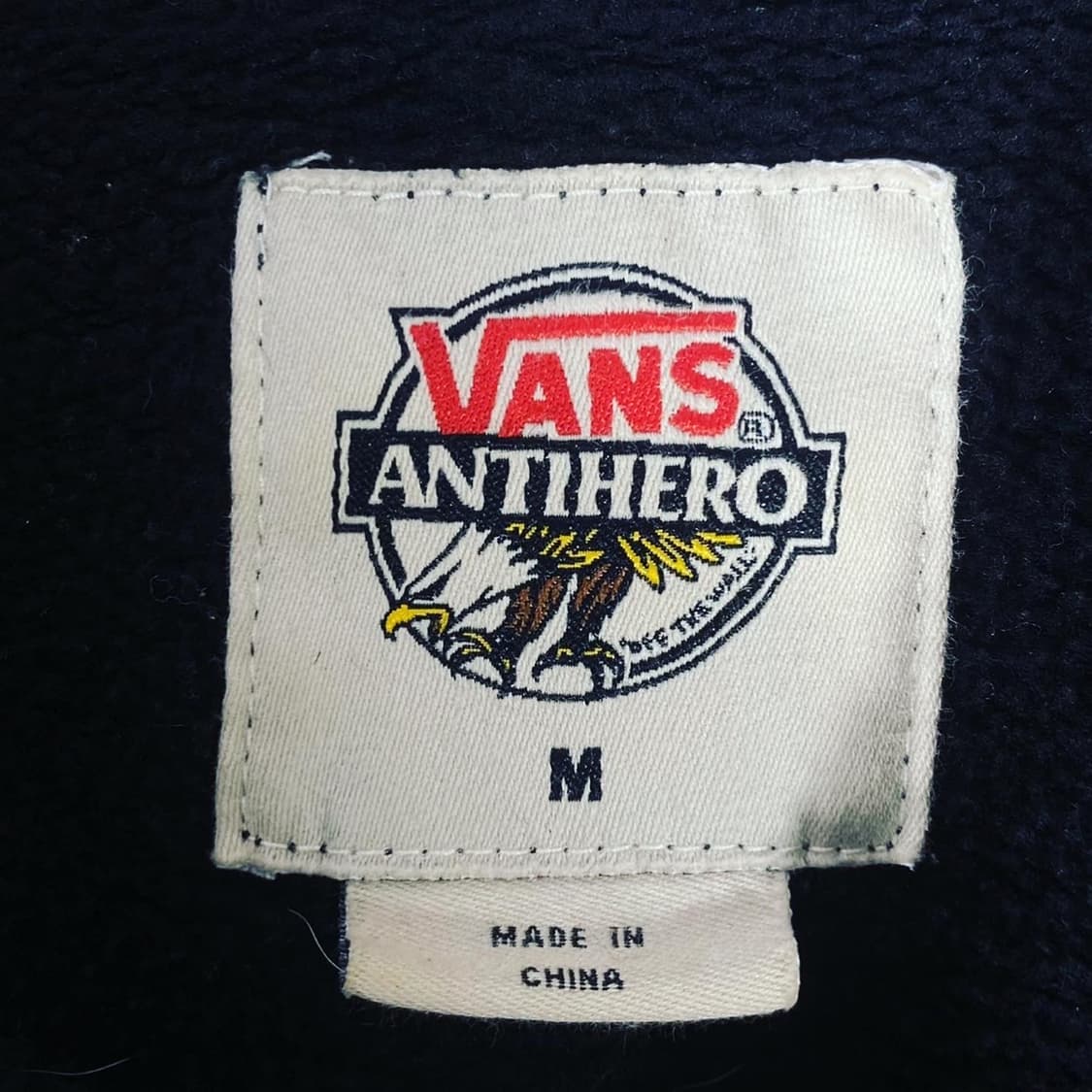 Vans x anti-hero hood zip-up 상품이미지5