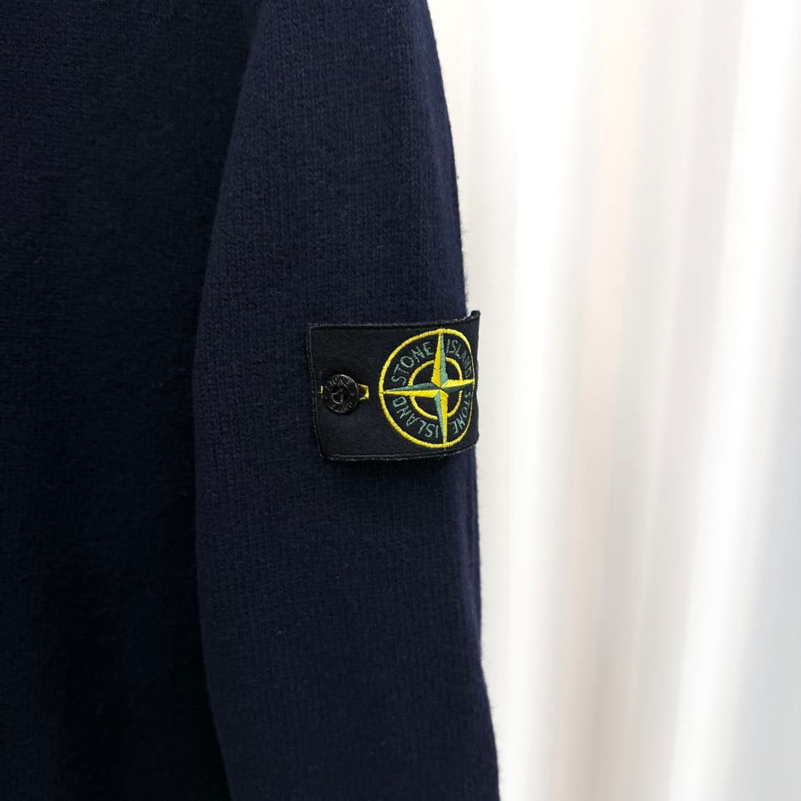 [XL] 스톤아일랜드 램스 울 니트 네이비 상품이미지4