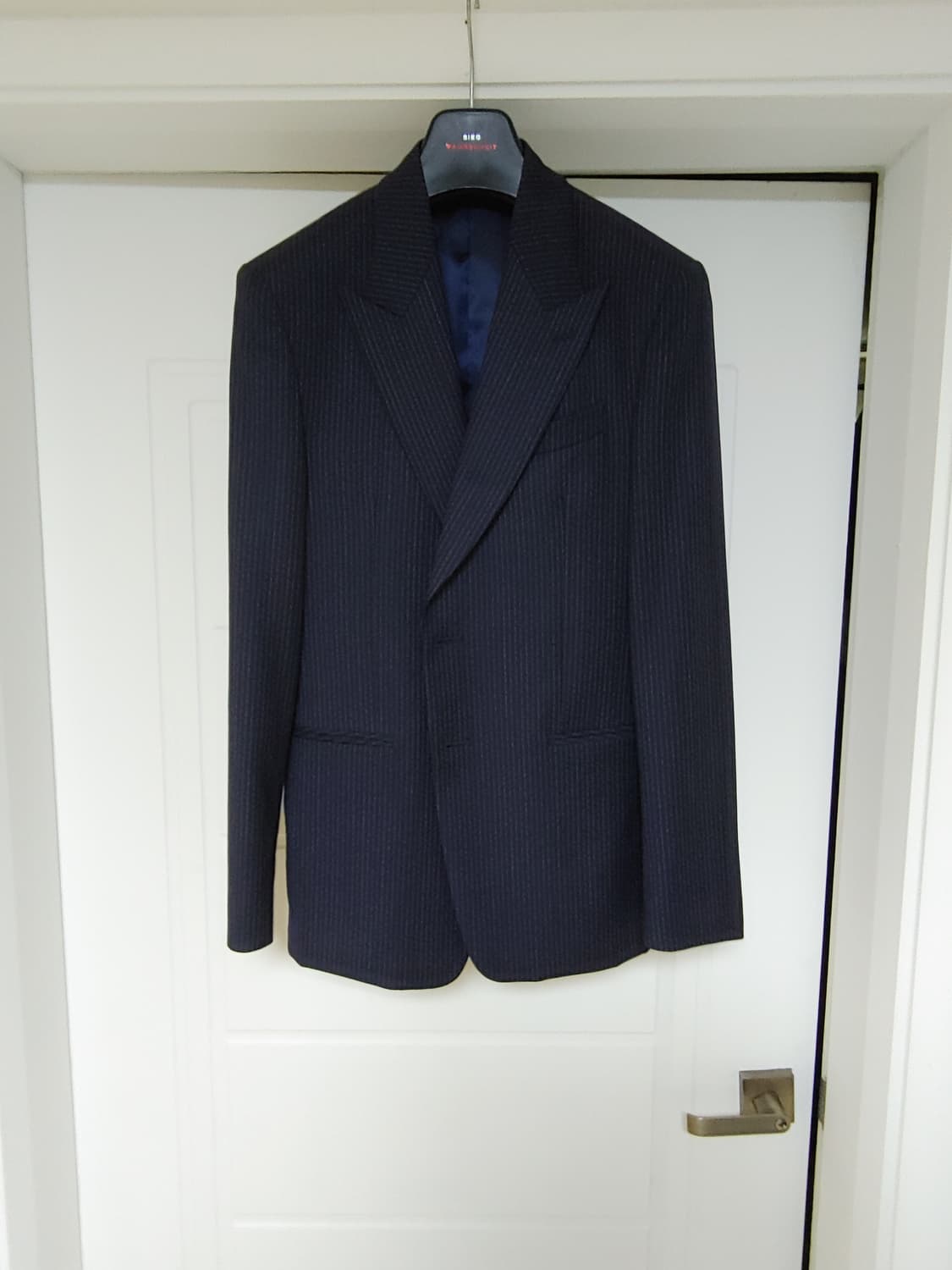 리버클래시 피크드라펠 스트라이프 자켓 팝니다 상품이미지1