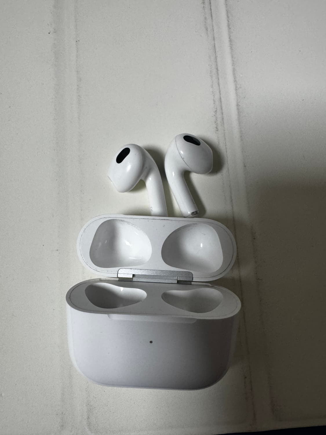 에어팟 3세대 (8핀) 상품이미지3