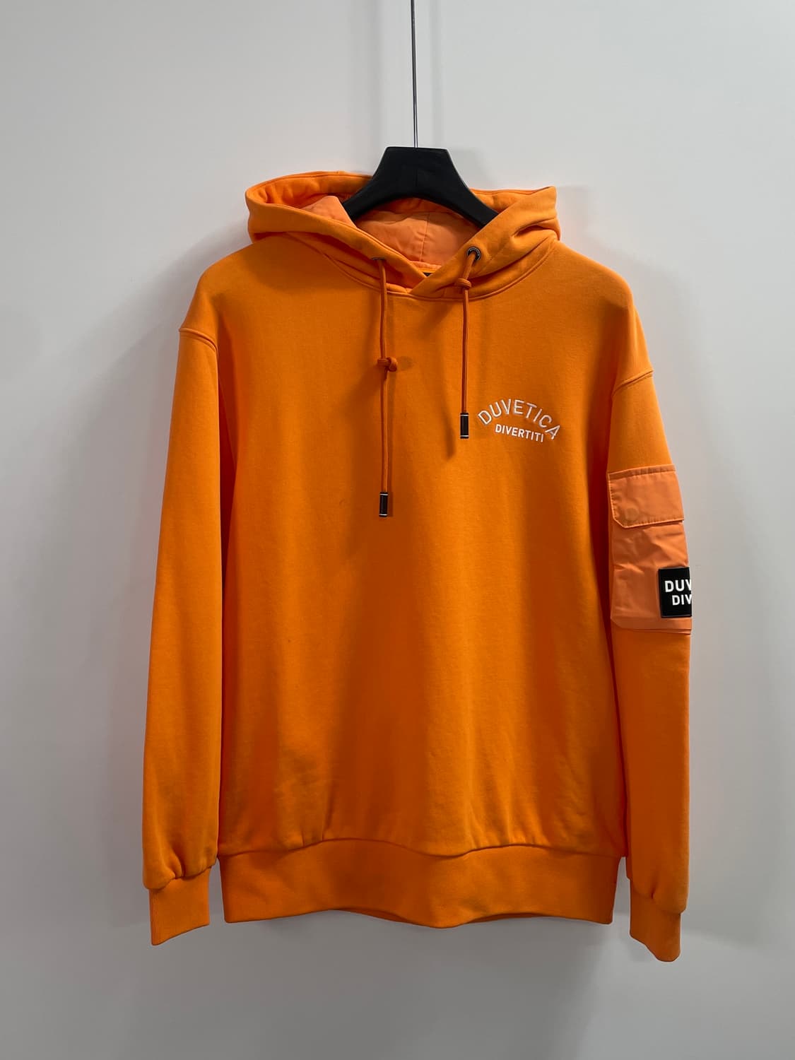 듀베니카 빅로고 카바쪼 후드티 (on.682)   상품이미지1