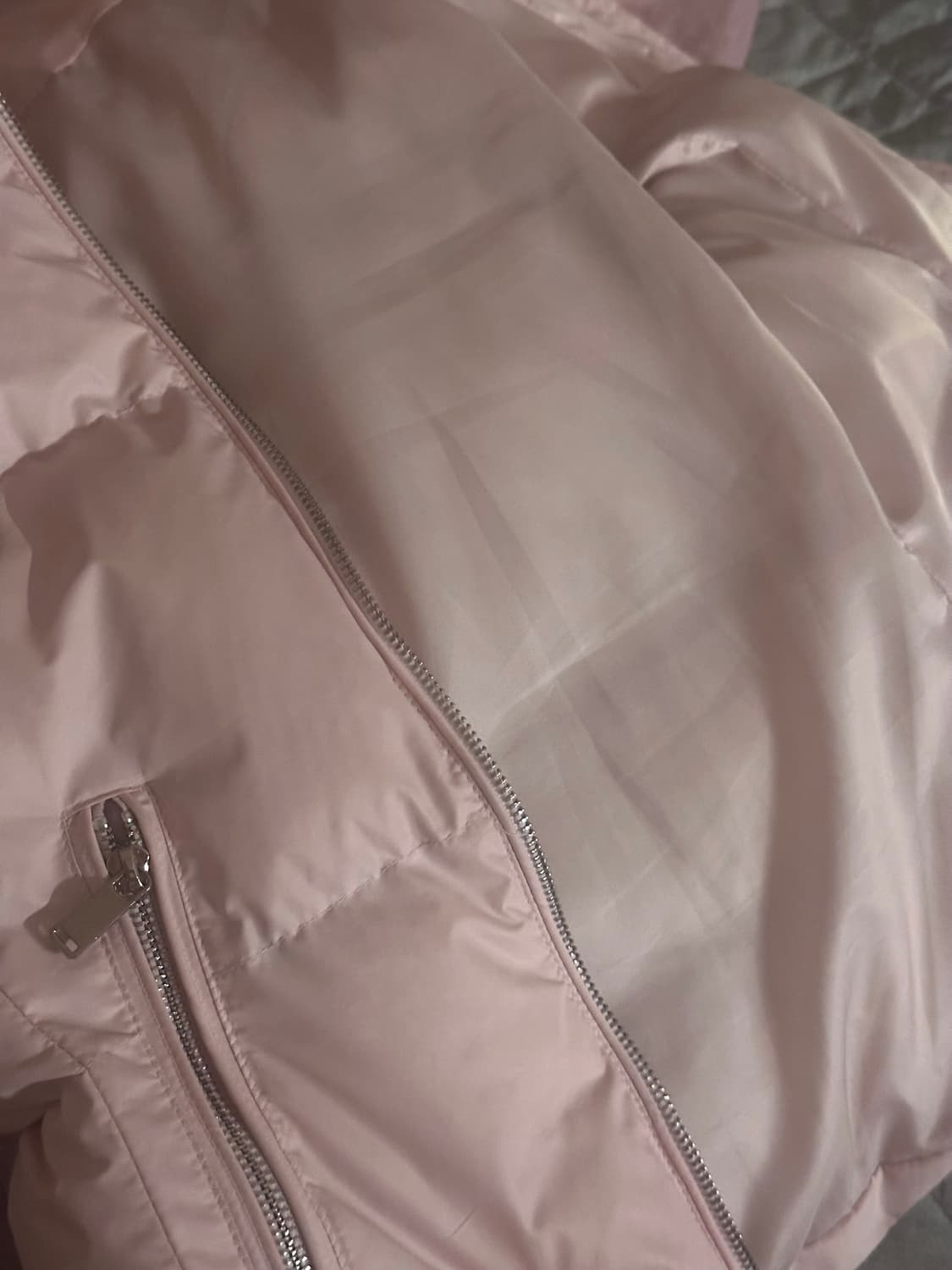 덕다운 슬림핏 핑크 필라테스 패딩 상품이미지3